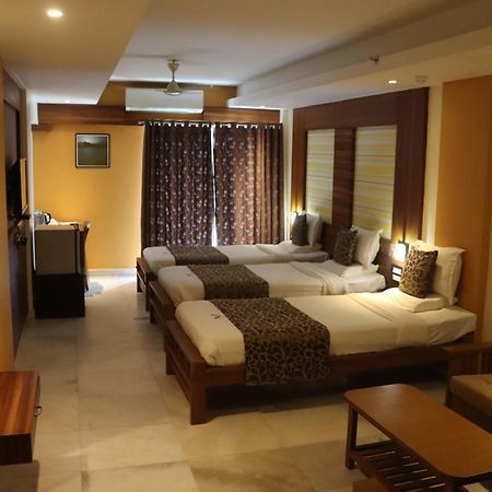 Hotel Madhuvan Serai Manipal Ngoại thất bức ảnh