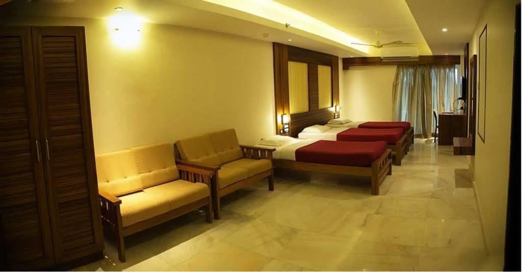 Hotel Madhuvan Serai Manipal Ngoại thất bức ảnh