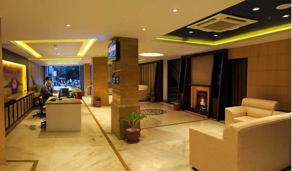 Hotel Madhuvan Serai Manipal Ngoại thất bức ảnh