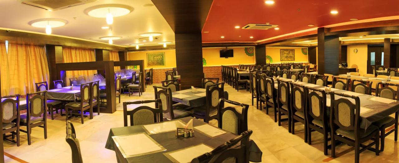 Hotel Madhuvan Serai Manipal Ngoại thất bức ảnh